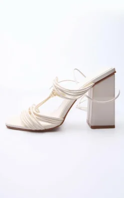 PrettyLittleThing Low Heels*PU Square Toe Strappy Lace Up Block Heeled Sandals