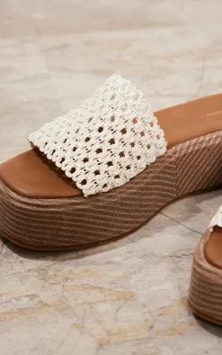 PrettyLittleThing Flat Sandals*Round Toe Crochet Strap Platform Flat Sandals