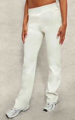 Best PrettyLittleThing Straight Leg Pants Cream