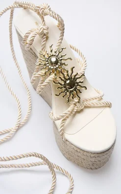 PrettyLittleThing Statement Heels*Sun Charm Rope Lace Up Heeled Espadrille Wedges