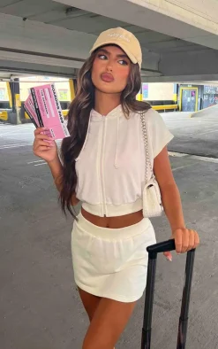 Discount PrettyLittleThing Sweat Mini Skirt Cream
