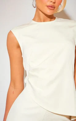 New PrettyLittleThing Tailored Side Ruched Asymmetric Hem Longline Top Cream