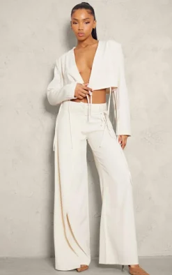 Hot PrettyLittleThing Tailored Tie Front Cropped Blazer Cream