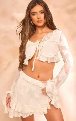 Outlet PrettyLittleThing Textured Chiffon Tie Side Frilly Mini Skirt Cream