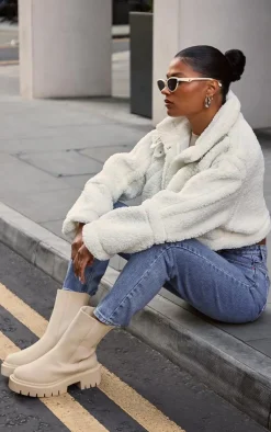 PrettyLittleThing Wide Fit Boots*Wide Fit Faux Suede Ribbed Chunky Sole Chelsea Ankle Boots