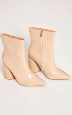 PrettyLittleThing Wide Fit Heels*Wide Fit PU Croc Point Toe Round Block Heeled Ankle Boots