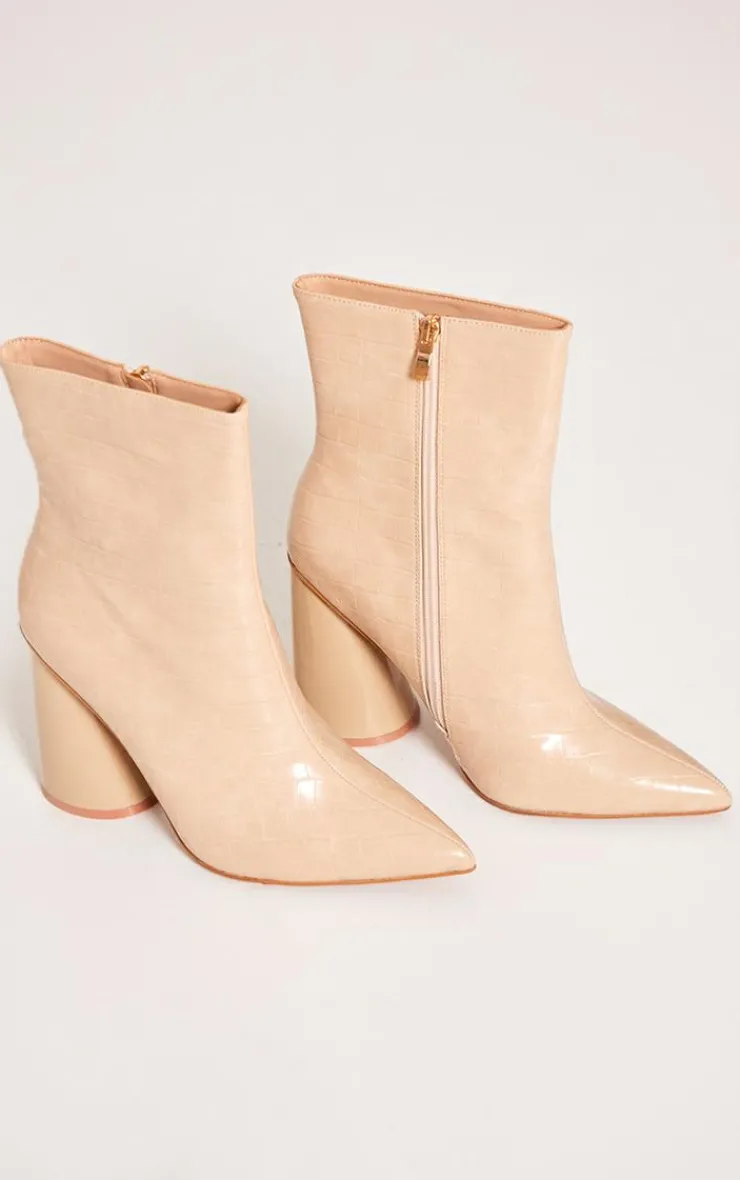 PrettyLittleThing Wide Fit Heels*Wide Fit PU Croc Point Toe Round Block Heeled Ankle Boots