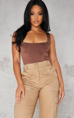 PrettyLittleThing Basic Tops*Basic Slinky Scoop Neck Bodysuit