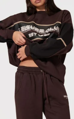 Hot PrettyLittleThing Print Embroidered Leisure Club Wide Leg Sweatpants Dark Brown