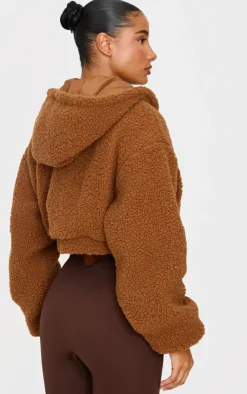 PrettyLittleThing Athletic Jackets*Borg Cropped Jacket