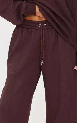 PrettyLittleThing Gym Wear*Embroidered Straight Leg Sweatpants