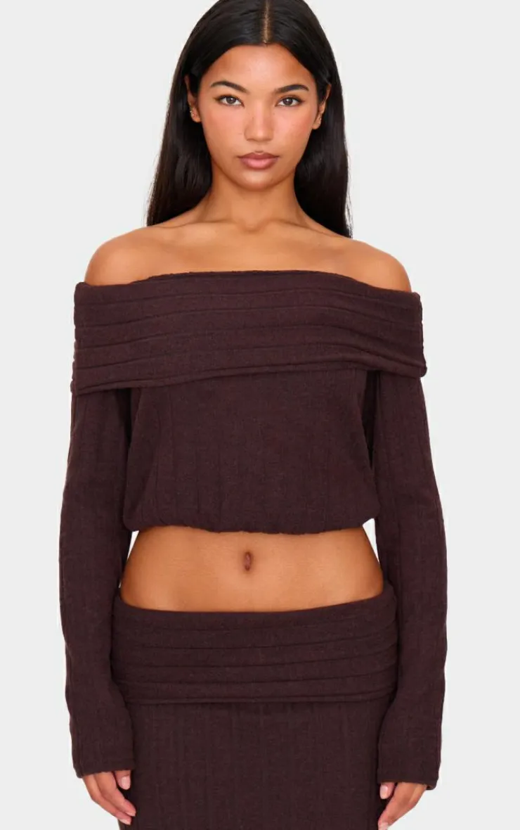 Online PrettyLittleThing Soft Rib Off The Shoulder Long Sleeve Long Top Dark Chocolate