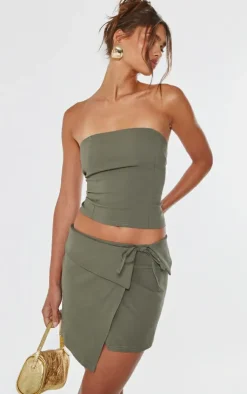 Online PrettyLittleThing Stretch Woven Longline Bandeau Dark Khaki