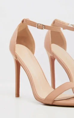PrettyLittleThing Heeled Sandals*Dark Nude Clover Strap Heeled Sandal