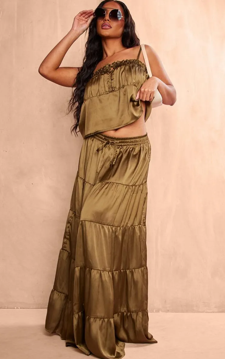 New PrettyLittleThing Satin Tiered Maxi Skirt Dark Olive