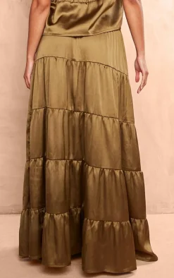 New PrettyLittleThing Satin Tiered Maxi Skirt Dark Olive