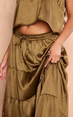 New PrettyLittleThing Satin Tiered Maxi Skirt Dark Olive