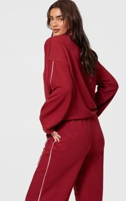 PrettyLittleThing Contrast Piping Detail Sweatshirt Dark Red