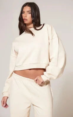 PrettyLittleThing Cream Sweatsuits*Premium Basic Crew Neck Cropped Sweatshirt