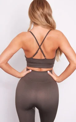 PrettyLittleThing Sports Bras*Basic Seamless Padded Sports Bra