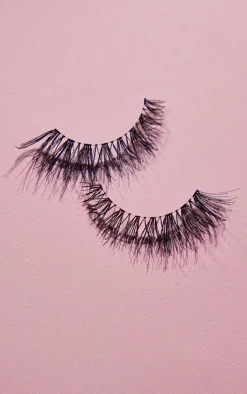 PrettyLittleThing False Eyelashes*Eylure Fluttery Light 165 Lashes