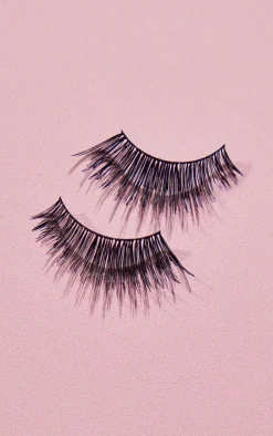 PrettyLittleThing False Eyelashes*Eylure Volume 005 3/4 Length Lashes
