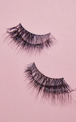 PrettyLittleThing False Eyelashes*Eylure Volume 004 3/4 Length Lashes