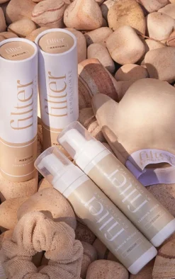 PrettyLittleThing Tanning*Filter By Molly Mae Tanning Foam Medium with Mitt Bundle