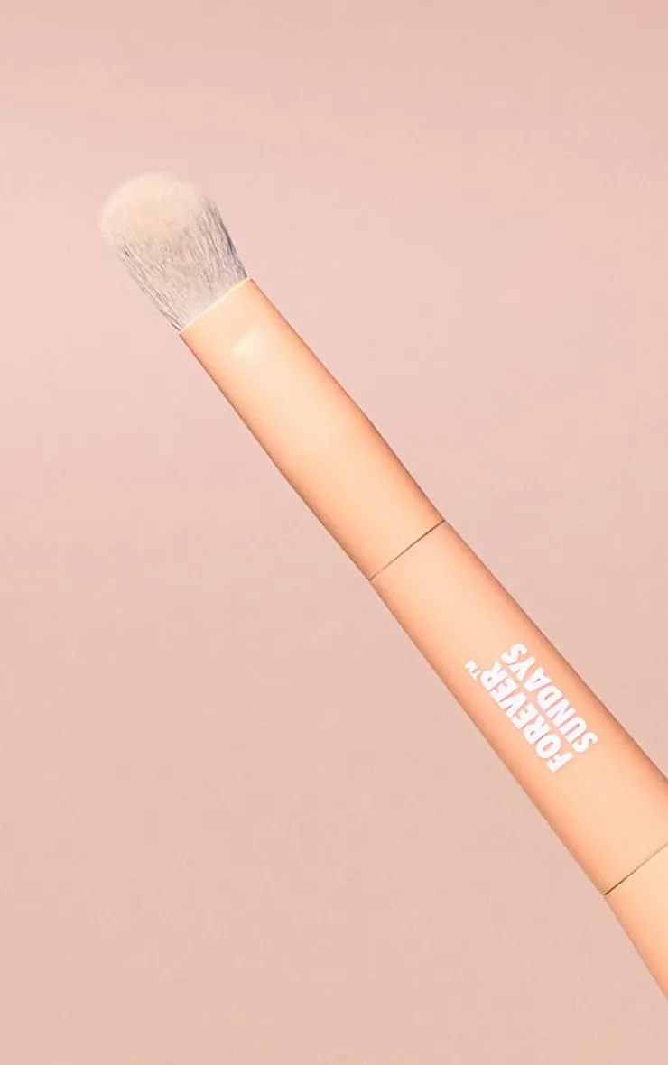 PrettyLittleThing Makeup Brushes & Tools*Forever Sundays Blend And Define Brush
