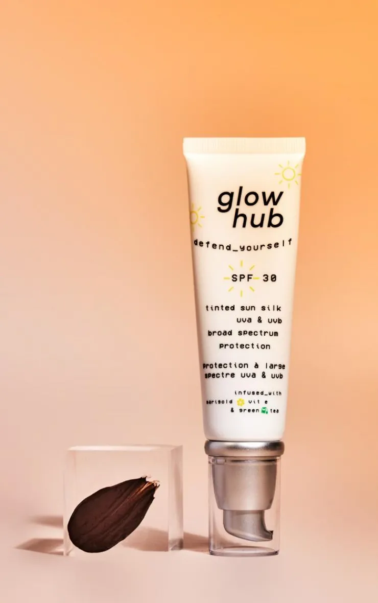 PrettyLittleThing Sun Care*Glow Hub Tinted Sunsilk SPF 30 -