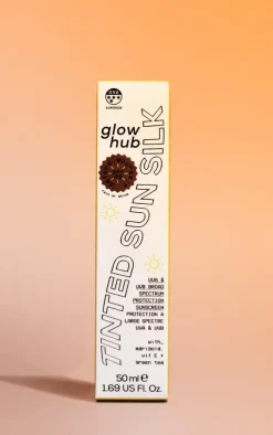 PrettyLittleThing Sun Care*Glow Hub Tinted Sunsilk SPF 30 -