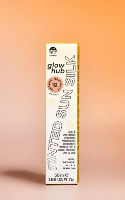 PrettyLittleThing Sun Care*Glow Hub Tinted Sunsilk SPF 30 -