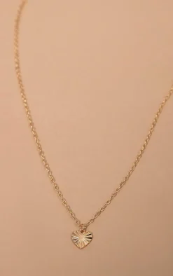 PrettyLittleThing Necklaces*Delicate Heart Pendant Necklace