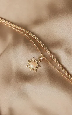 PrettyLittleThing Necklaces*Iridescent Sun Pendant Layered Necklace