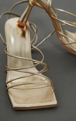 PrettyLittleThing Mid Heels*PU Metallic Square Toe Cross Over Strappy Mid Heeled Sandals