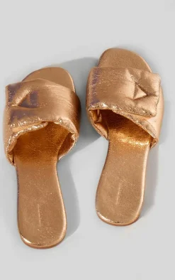 PrettyLittleThing Slides*Pu Round Toe Padded Velcro Strap Slider Sandals