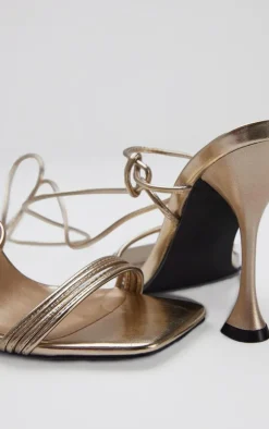 PrettyLittleThing Mid Heels*Pu Square Toe Triple Strap Lace Up Mid Heeled Sandals