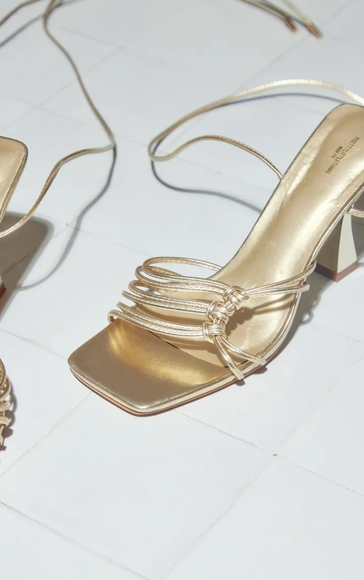 PrettyLittleThing Wide Fit Sandals*Pu Wide Fit Square Toe Side Knot Detail Mid Flared Heeled Sandals