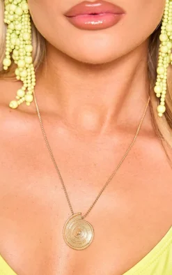 PrettyLittleThing Necklaces*Shell Pendant Necklace