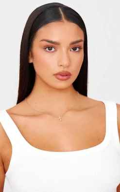 PrettyLittleThing Necklaces*Simple Dainty Diamante Cross Necklace