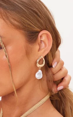 PrettyLittleThing Statement Earrings*Textured Pearl Drop Statement Earrings