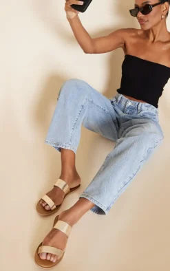 PrettyLittleThing Wide Fit Sandals*Wide Fit Leather Strappy Basic Sandals