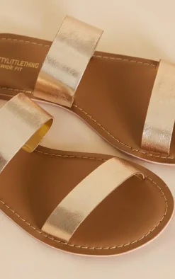 PrettyLittleThing Wide Fit Sandals*Wide Fit Leather Strappy Basic Sandals