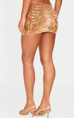 Best PrettyLittleThing en Olive Velvet Floral Sequin Embellished Micro Mini Skirt Gold