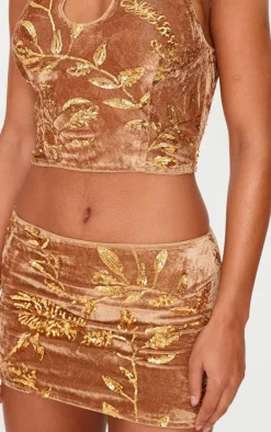 Best PrettyLittleThing en Olive Velvet Floral Sequin Embellished Micro Mini Skirt Gold