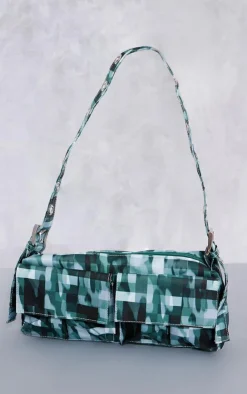 PrettyLittleThing Shoulder Bags*Blurred Camo Print Pocket Eyelet Strap Shoulder Bag