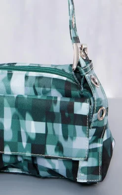 PrettyLittleThing Shoulder Bags*Blurred Camo Print Pocket Eyelet Strap Shoulder Bag