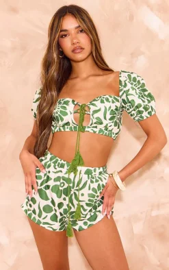 New PrettyLittleThing Floral Print Woven Puff Sleeve Crop Top Green
