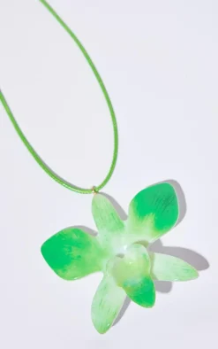 PrettyLittleThing Necklaces*Ombre Flower String Necklace