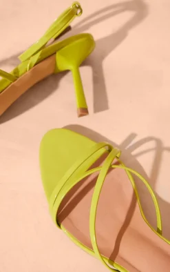 PrettyLittleThing Mid Heels*Patent PU Point Toe Cross Strap Heeled Sandals